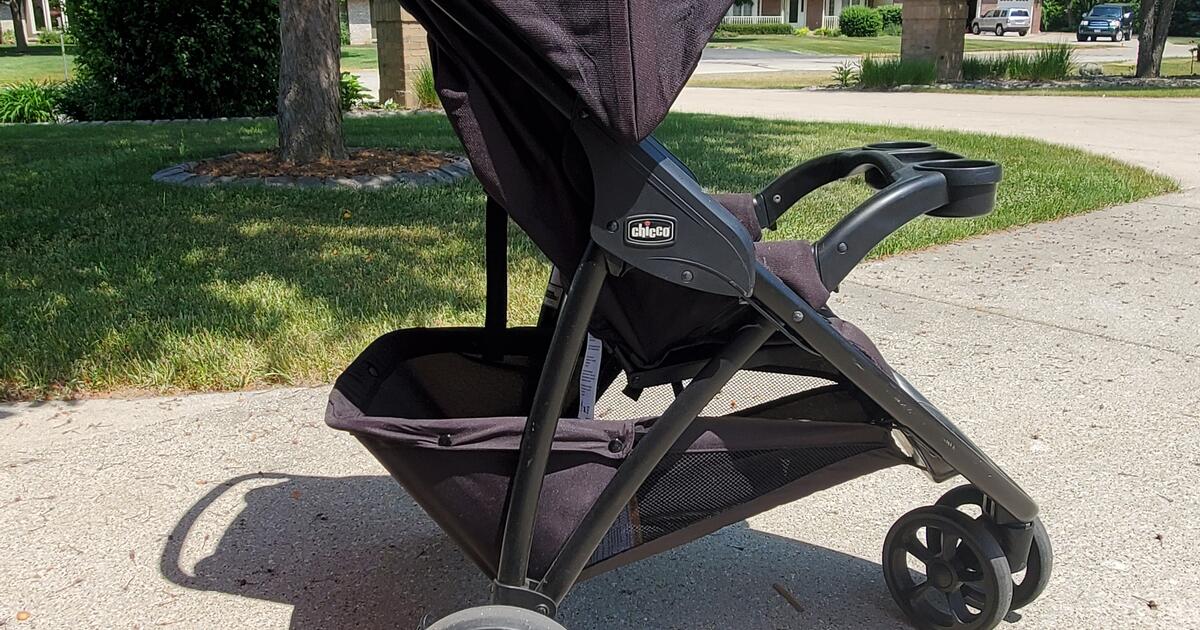 How To Fold Chicco Viaro Stroller