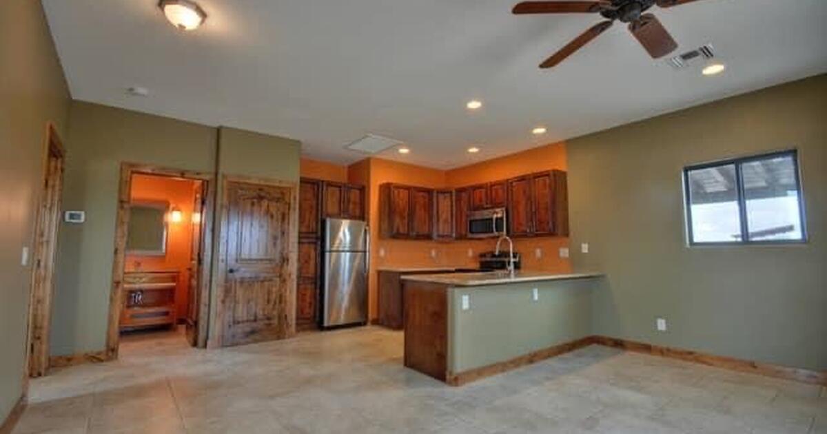 Casita for immediate rent for 1600 in Scottsdale, AZ For Sale & Free