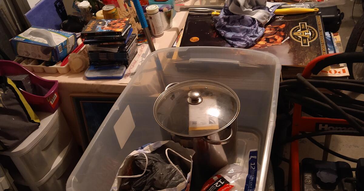 Yard sale for Free in Edgewater, FL For Sale & Free — Nextdoor