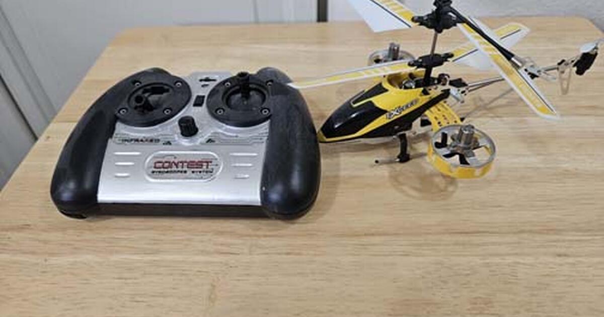 Helicopters, Radio control (3 units 2 small and 1 larger) for 45 in