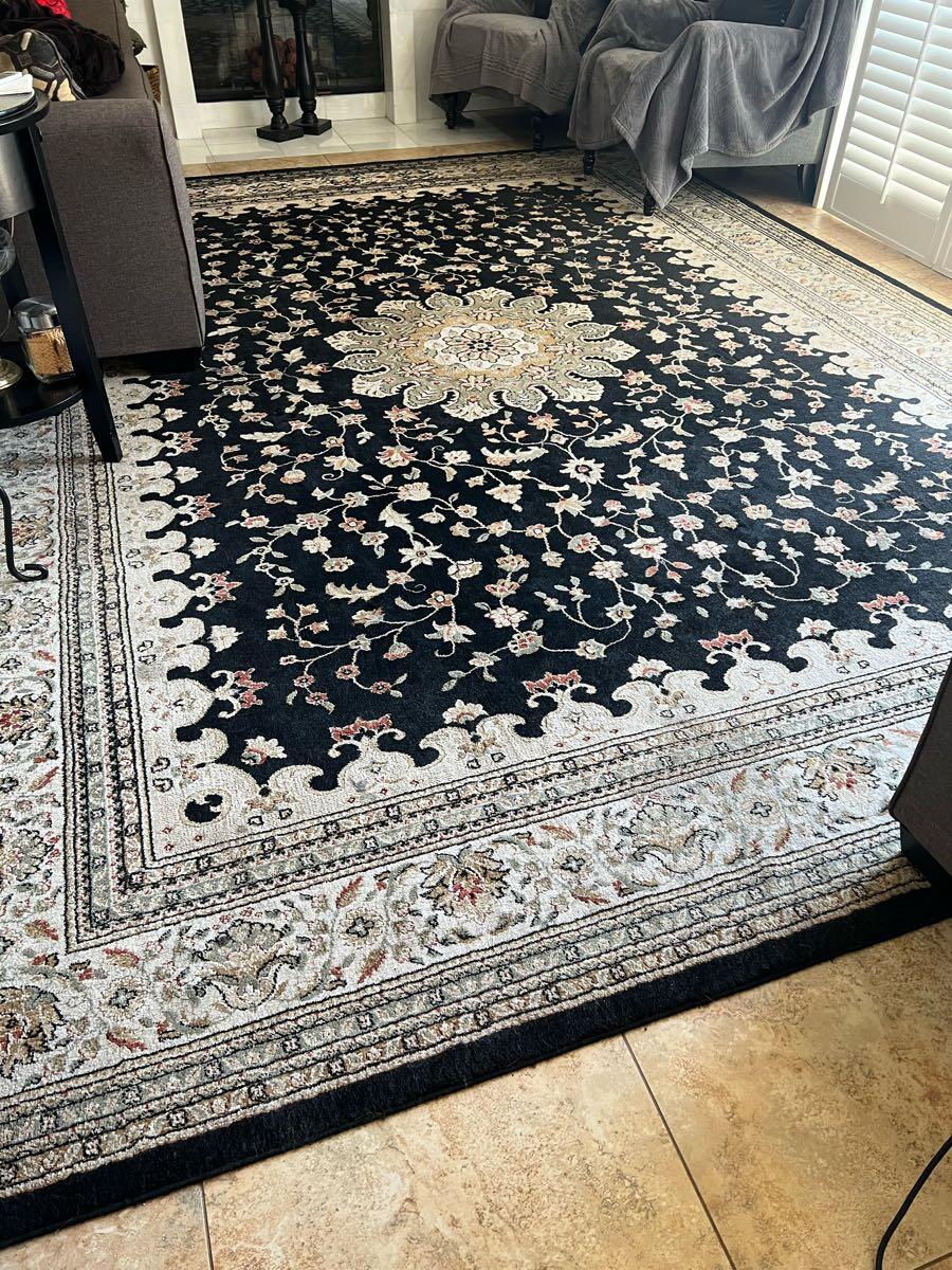 Big beautiful carpet 9’6”x12’9” for 30 in Laguna Niguel, CA For Sale