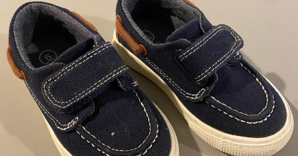 Like NEW Cat and Jack Boys Shoes SZ 6 for 6 in Houston, TX Finds