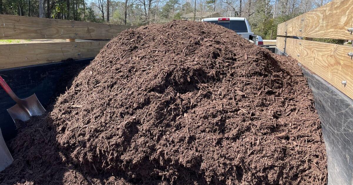 Mulch for 1 in Wilmington, NC For Sale & Free — Nextdoor