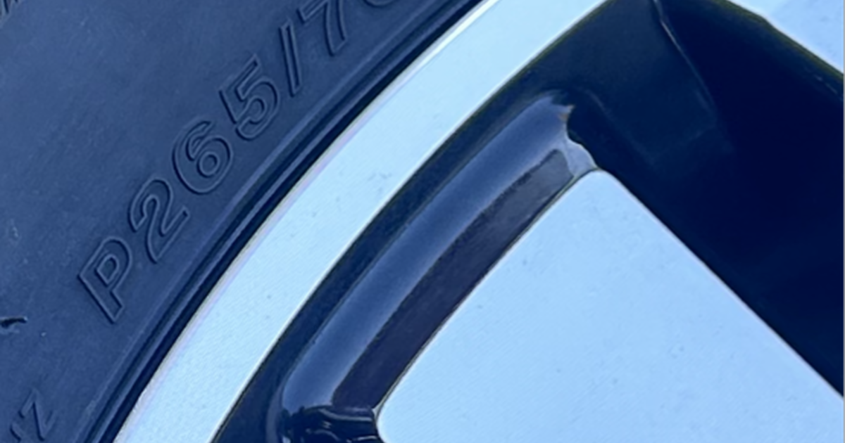 Brand New set of Alloy wheels and Bridgestone tires for 750 in Reno