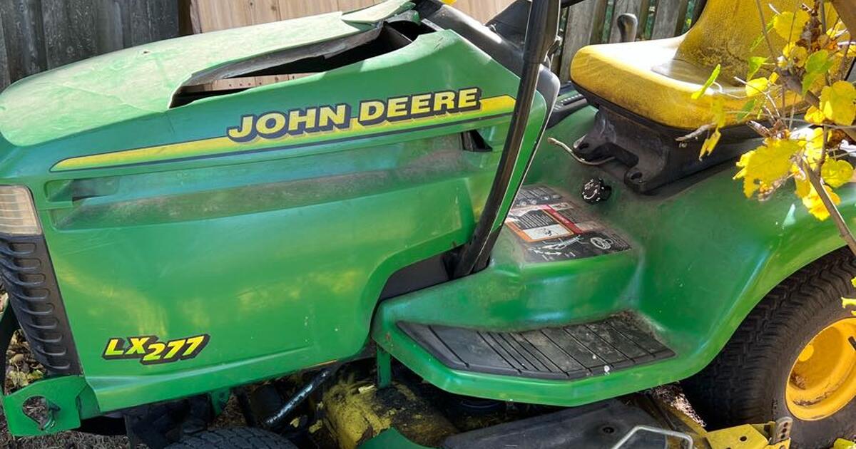 My lx277 john deere has an oil leak so i m looking to sell it cheap to