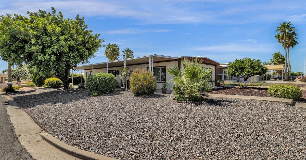 Manufactured home on an owned lot NO HOA for 250000 in Chandler, AZ