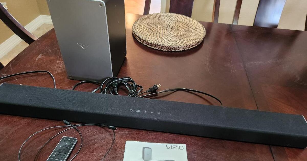 Vizio Sound Bar system SB3621nE8 for 35 in St. Charles, MO For