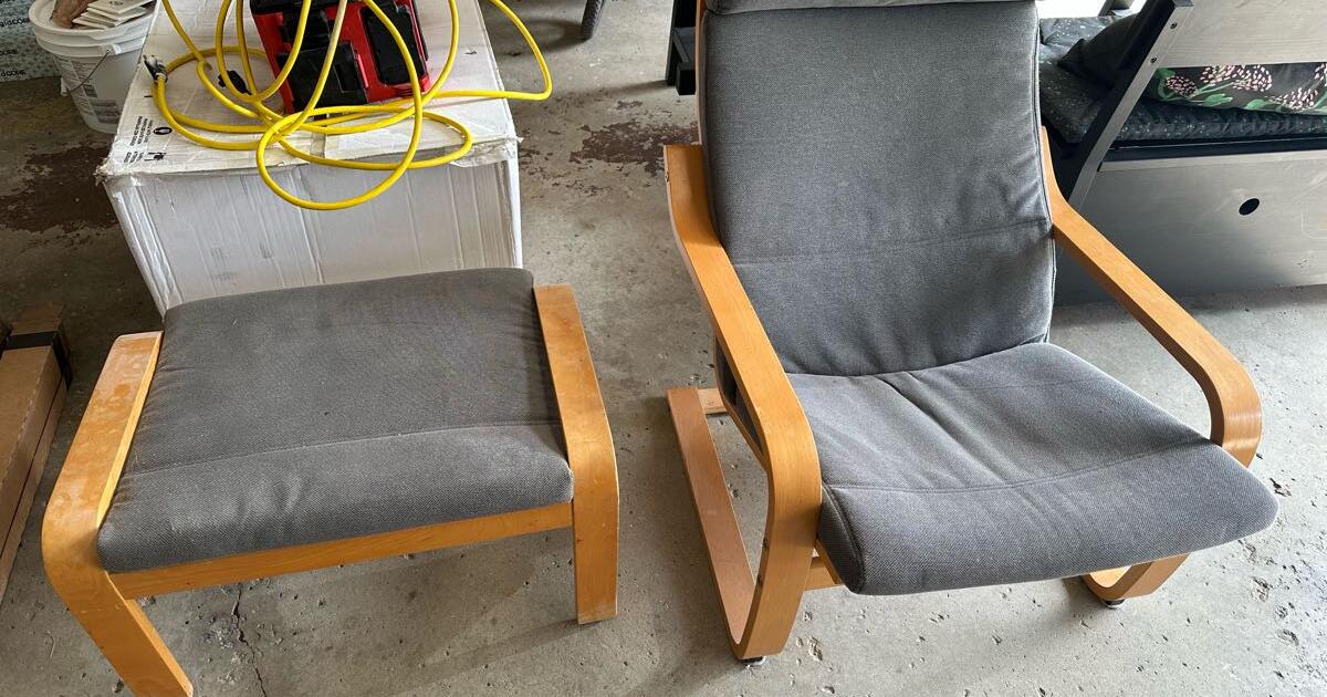 IKEA chair with ottoman for 25 in Troy, MI Finds — Nextdoor