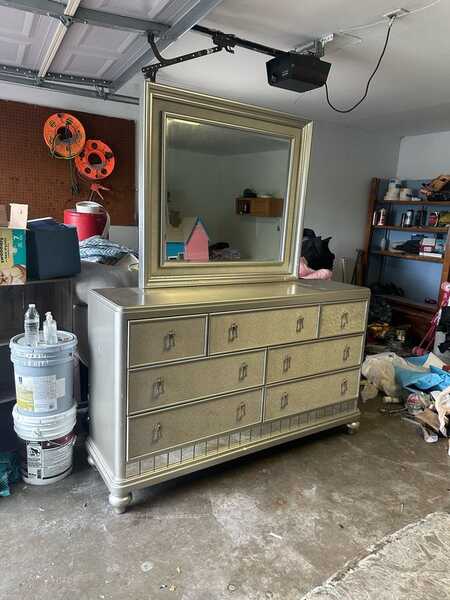 Elegant Dresser With Mirror For $120 In Houston, TX | For Sale & Free Nextdoor Elegant Dresser With Mirror For $120 In Houston, TX | For Sale & Free Nextdoor