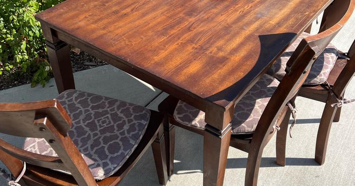 Free Table and 4 chairs for Free in San Bernardino, CA For Sale & Free — Nextdoor