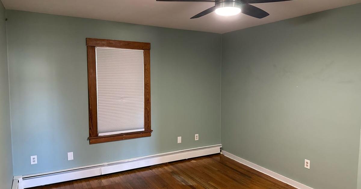 2 bedroom updated apartment for 1575 in Higganum, CT For Sale & Free