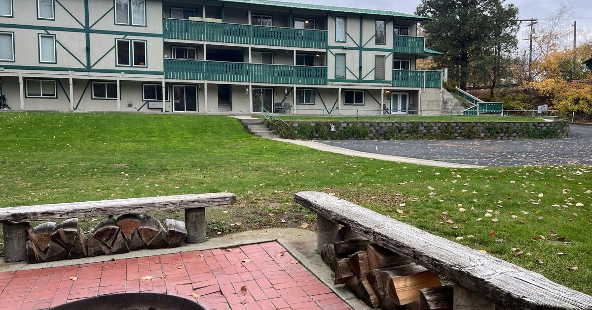 Condo just outside Leavenworth for 1 in East Wenatchee, WA For Sale & Free — Nextdoor