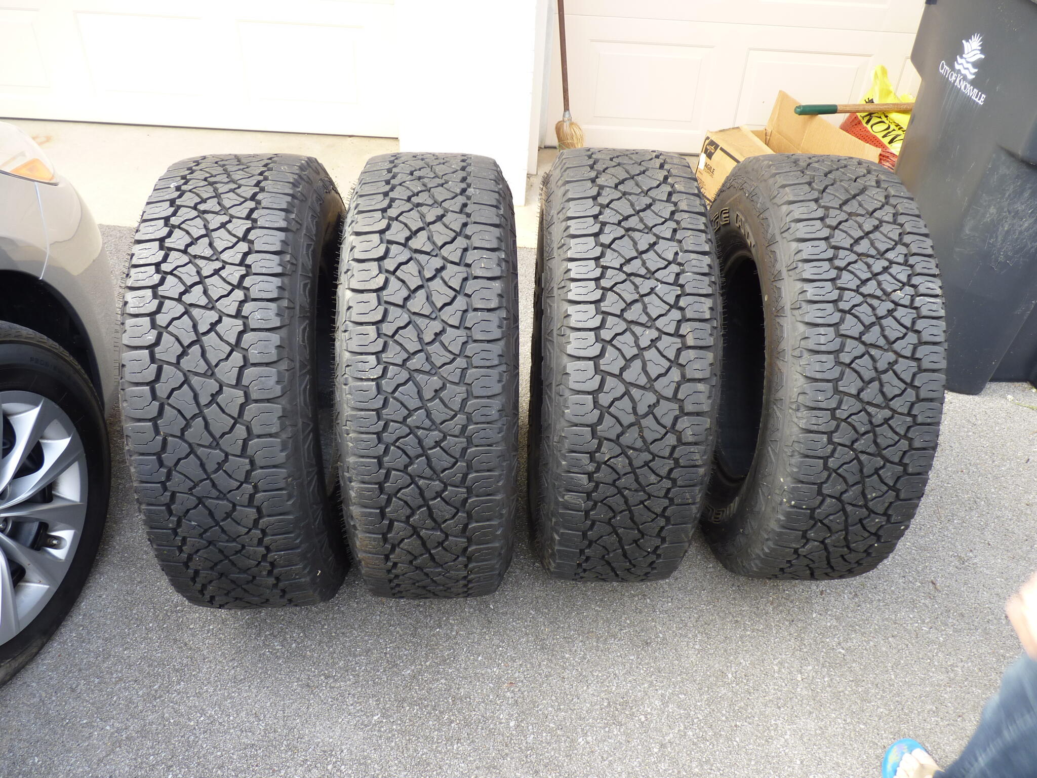 Four 285/70R17 Kelly (Goodyear) Edge AT Tires for 600 in Knoxville, TN