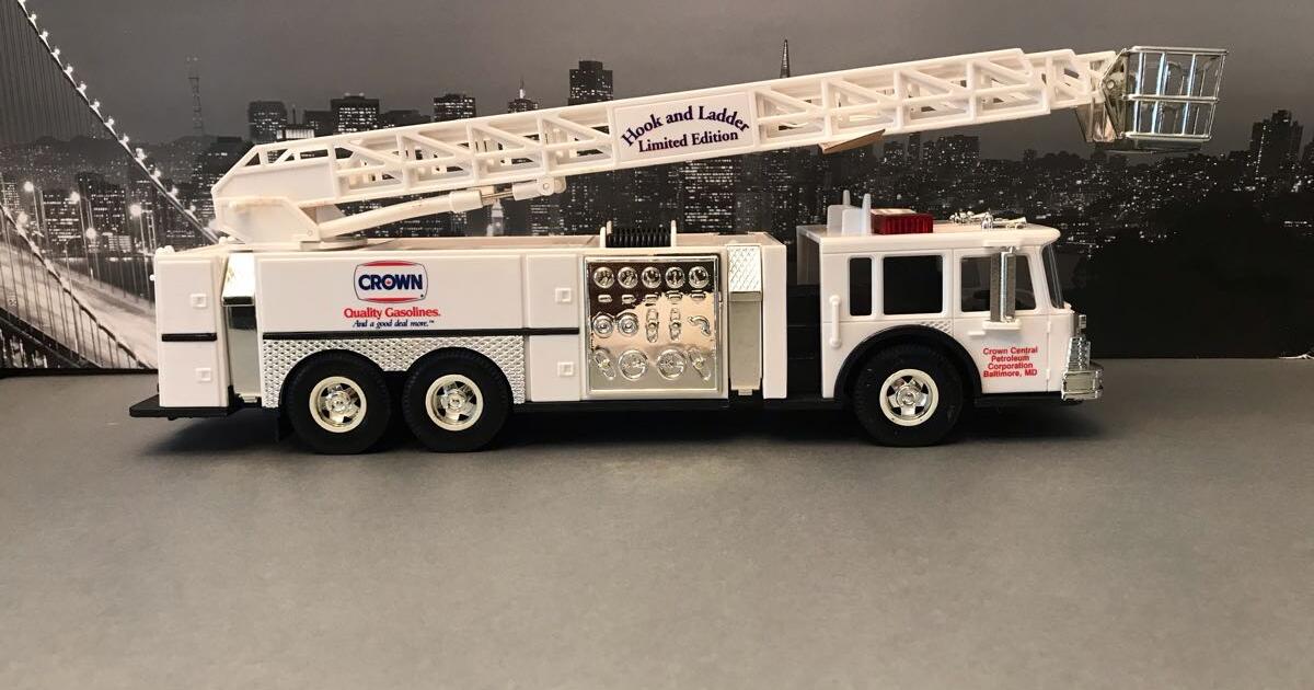 Crown Fire Truck 1:35 Scale with Working Sounds and Lights for $15 in ...