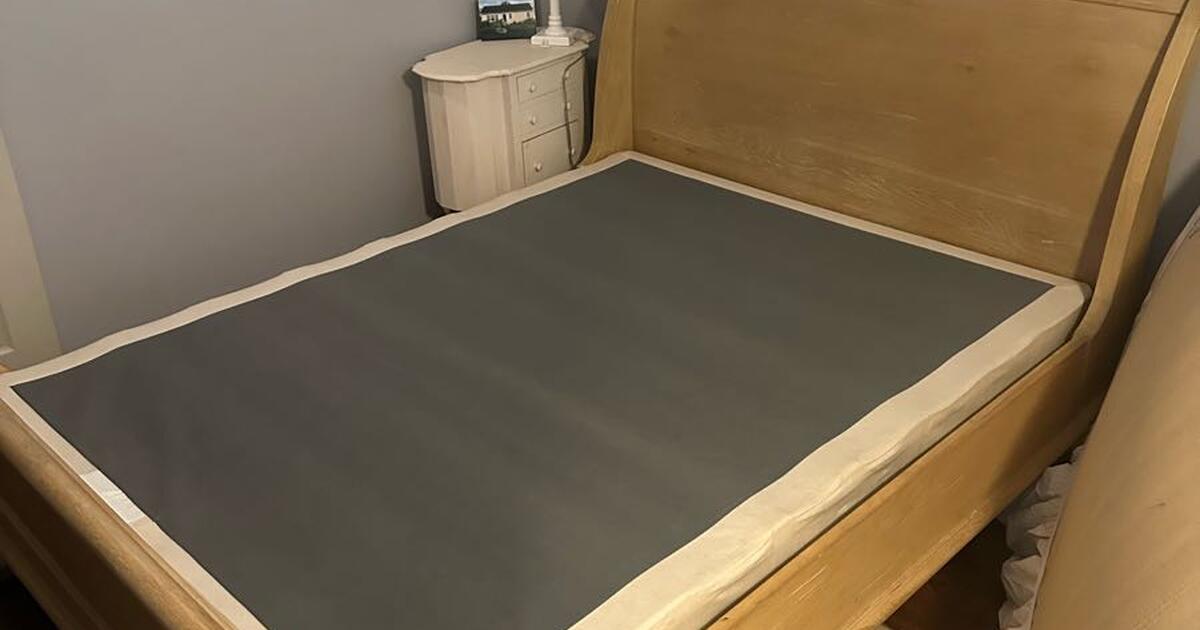 Queen size bed frame and box spring light wood sleigh bed for 70 in Atlanta, GA For Sale