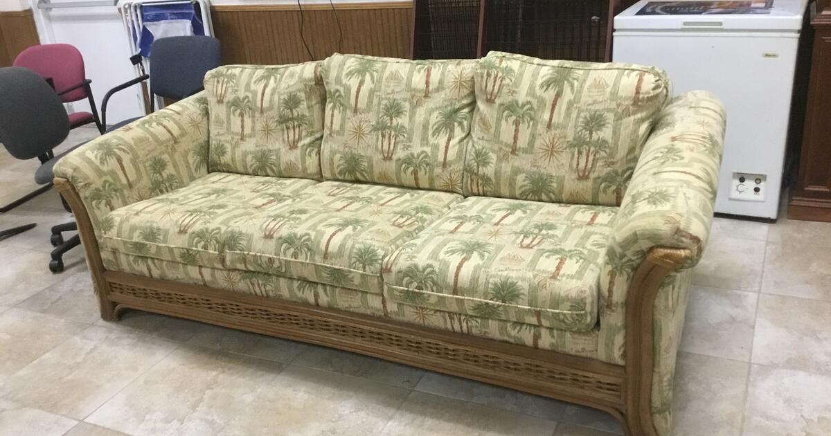 Free furniture, miscellaneous for Free in Punta Gorda, FL For Sale