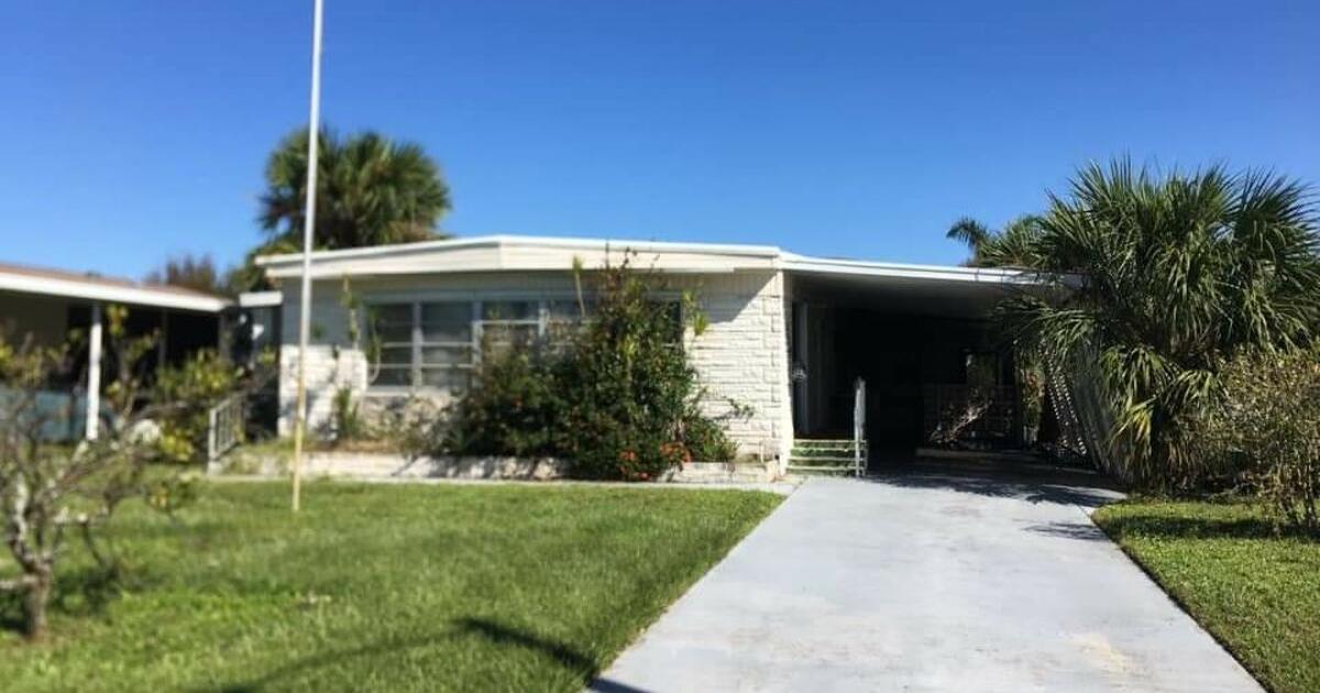 2bed 2 bath in Riviera Colony for 175000 in Naples, FL Finds — Nextdoor