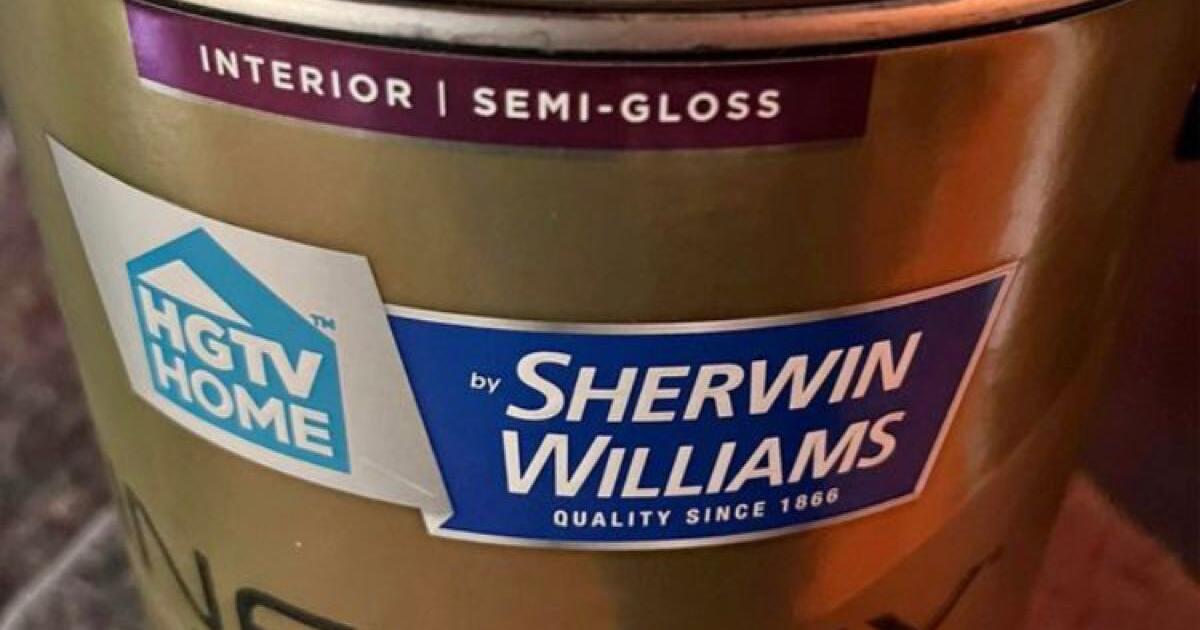 iso-interior-white-paint-i-m-painting-2-small-closets-so-don-t-need-a