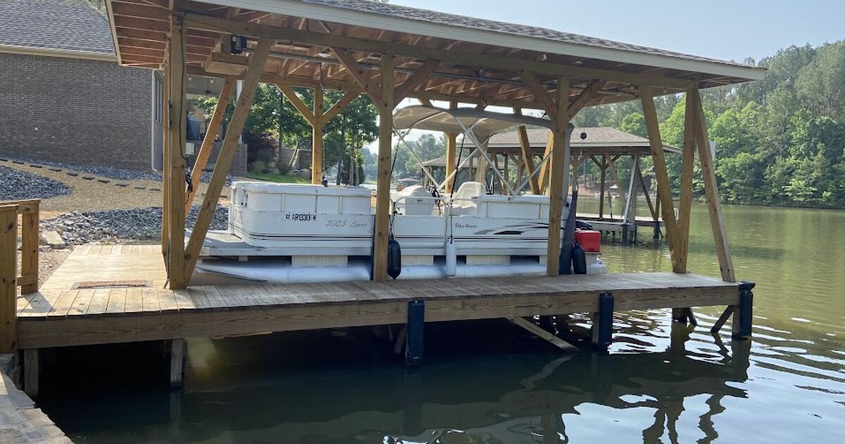 2007 Palm Beach 20' Pontoon boat for 10900 in Hot Springs Village, AR