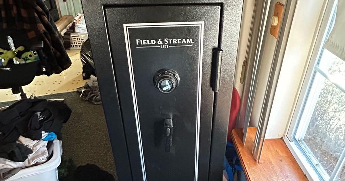 Gun safe for 125 in Manahawkin, NJ For Sale & Free — Nextdoor