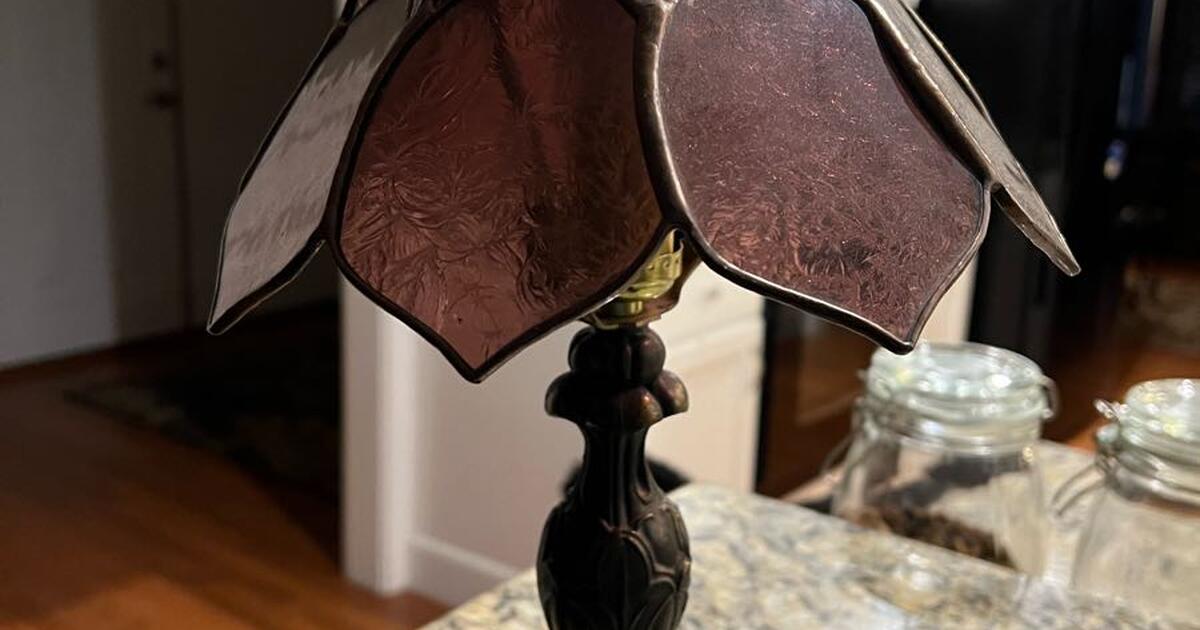 Stain Glass Lamp for 20 in Beaverton, OR For Sale & Free — Nextdoor