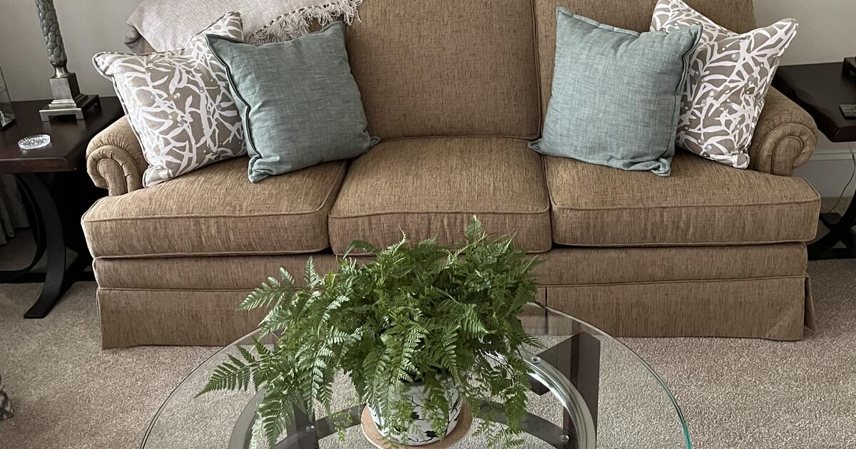 Living Room furniture will sell separate for 400 in Mount Juliet, TN