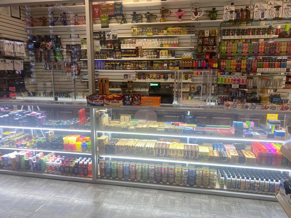 24/7 Crain convenience - Bowie, MD