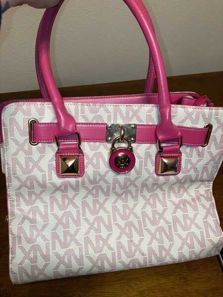 NX (Michael Kors Knock Off) Pink & White Purse For $45 In Castle Rock, CO |  For Sale & Free — Nextdoor