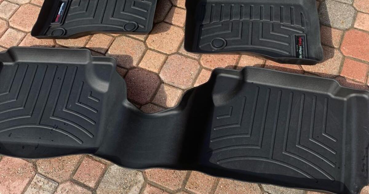 WeatherTech car mats for Lincoln MKS (20102016) black for 90 in Port St. Lucie, FL For