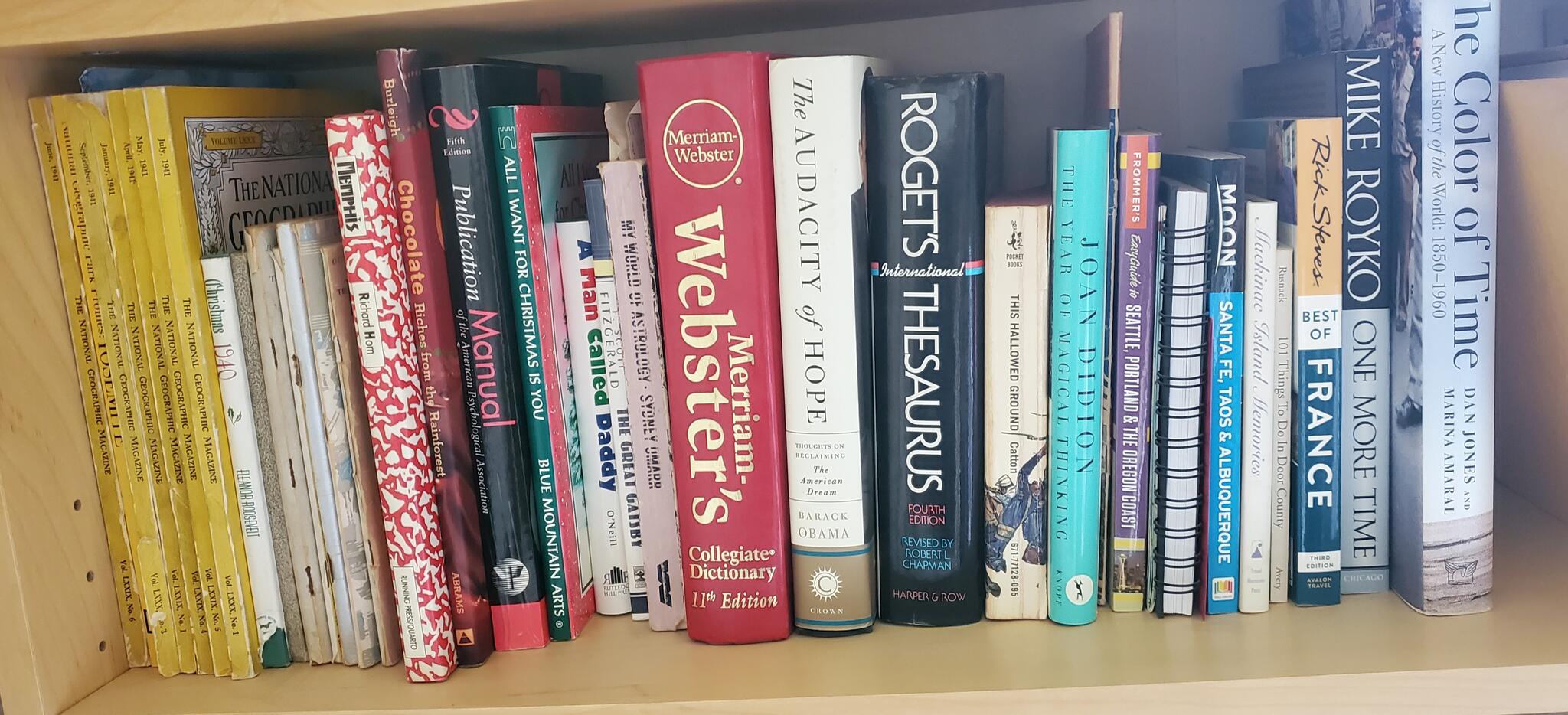 ACCEPTING BOOK DONATIONS for Free in Westchester, IL For Sale & Free