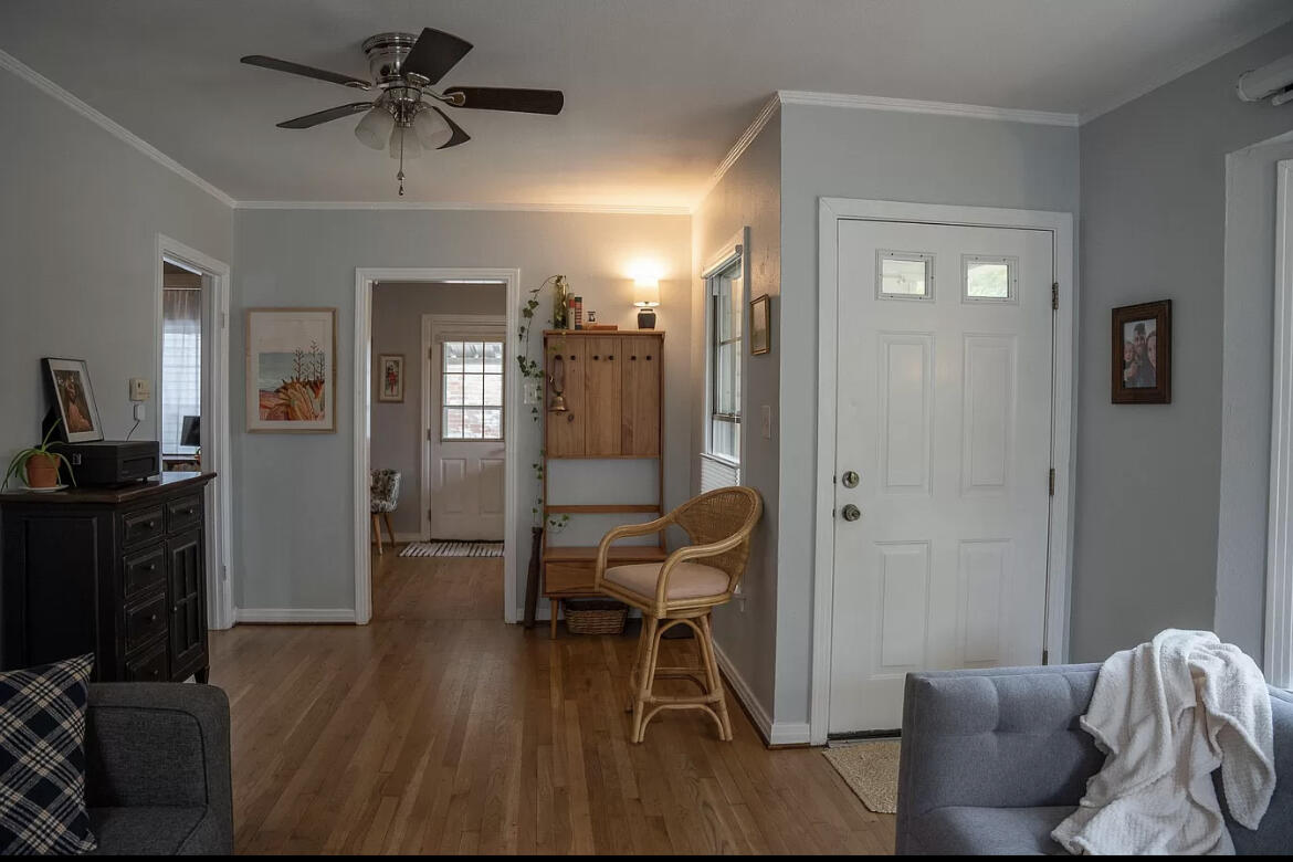 3Bd and 2Ba house for rent for 1500 in Crawfordsville, IN For Sale