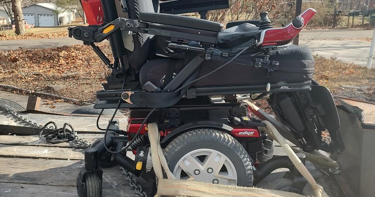 Edge HD Electric Wheelchair for 2500 in Knoxville, TN For Sale