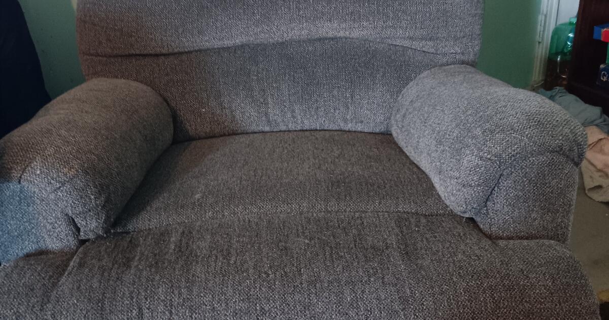 Recliner Brand New for 45 in Youngstown, OH For Sale & Free — Nextdoor