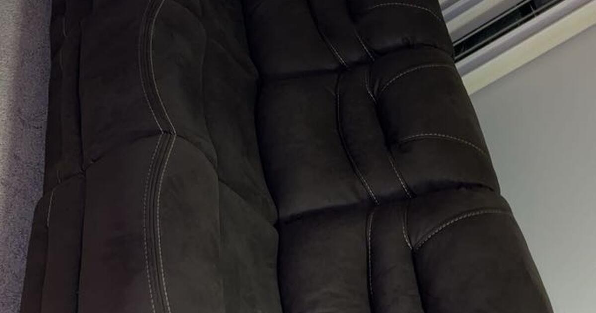 Dual power reclining sofa for 560 in Anchorage, AK For Sale & Free