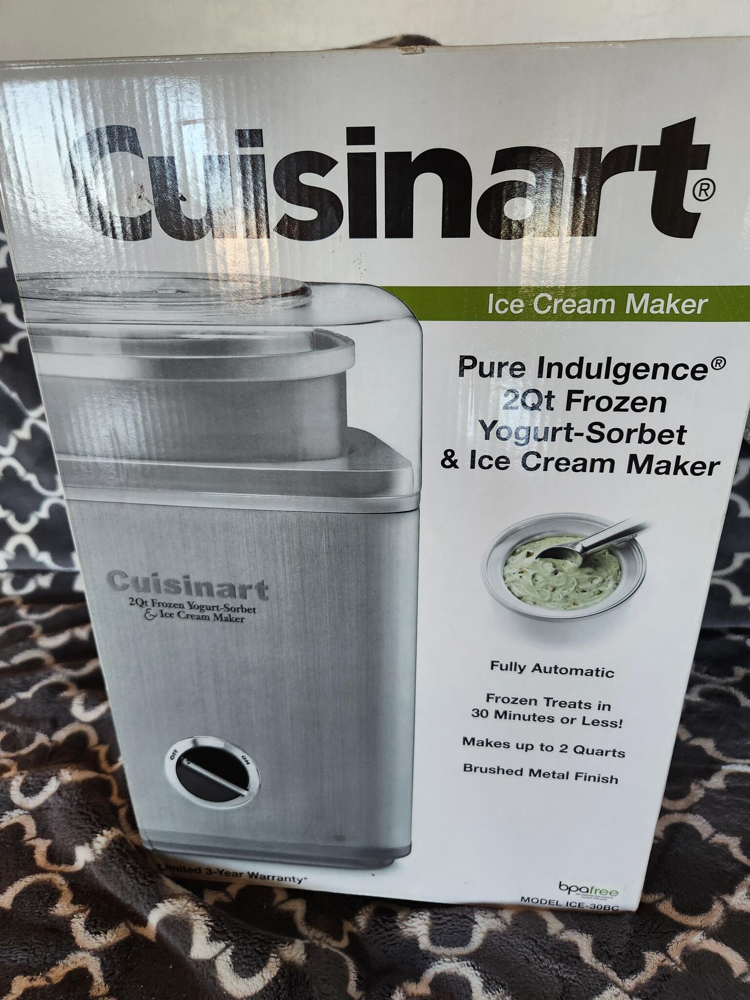 Cuisinart 2 Qt Frozen Yogurt-Sorbert & Ice Cream Maker ICE-30BC