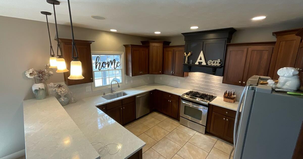 Who would like a nice home in Tipton Trails, East side of Bloomington