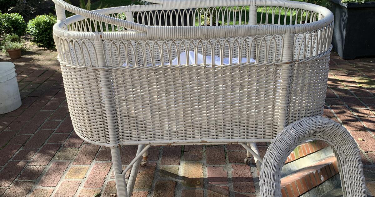 Antique wicker for 150 in Alameda, CA For Sale & Free