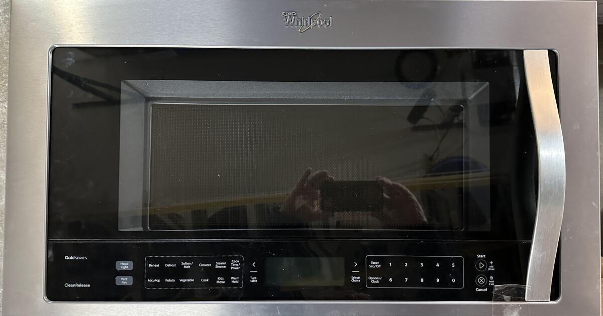 Whirlpool Gold Series Convection Microwave For Free In Rochester Hills 