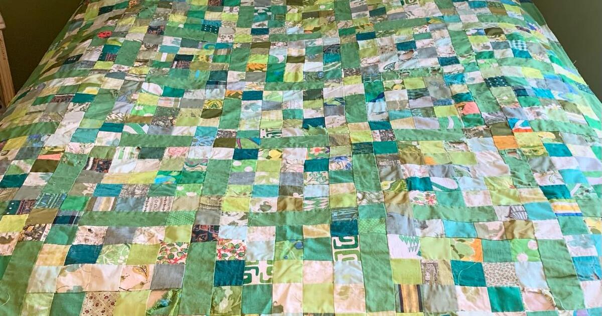 Vintage Handmade Quilt Top for 40 in Monroe, WA For Sale & Free