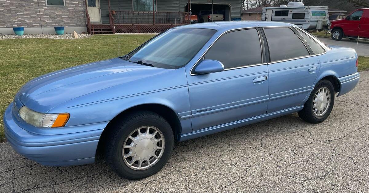 1995 Ford Taurus Gl Sedan 4d For $4800 In Elkhart, In 