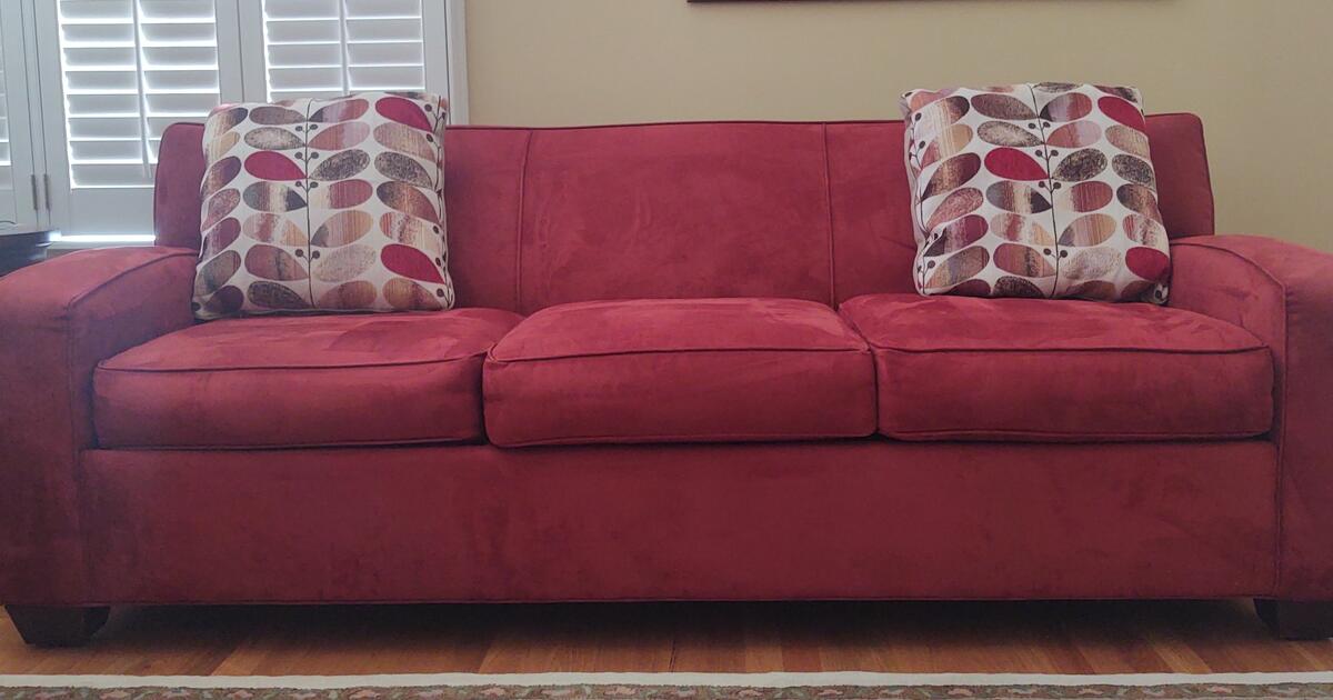 Red sofa and oversized chair for 275 in Williamsburg, VA For Sale