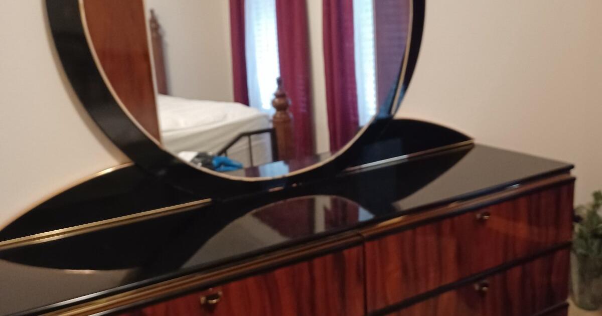 KING BEDROOM SET. 4605 GRANTHAM GARLAND. SEE OUR ESTATE SALES LISTING