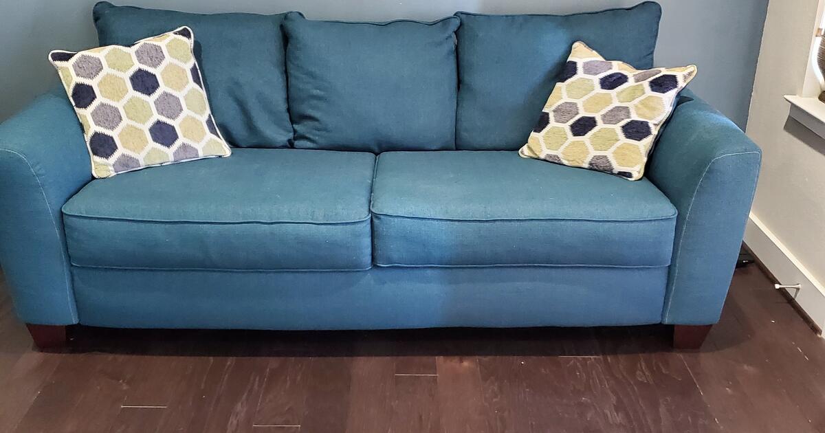 Pullout Sofa Bed W/Tempurpedic Gel Mattress for 140 in Houston, TX