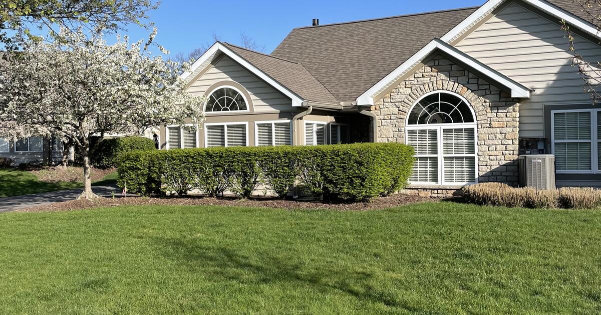 Patio Home for Sale in the Villas at Parkwood Estates, Crescent Twp