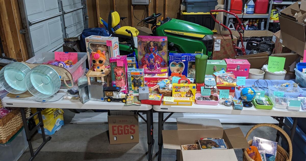 Garage Sale FINAL DAY 50% off - August 8-11, 8am-6pm for Free in Blaine