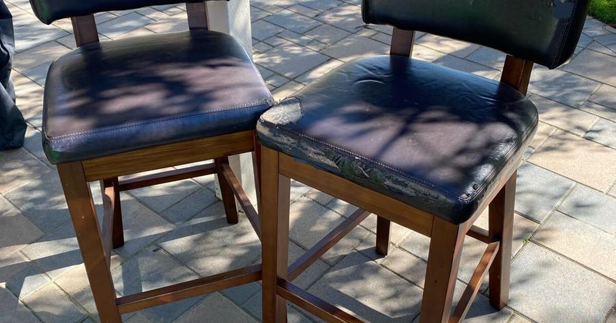 Bar Stools for Free in San Diego, CA For Sale & Free — Nextdoor