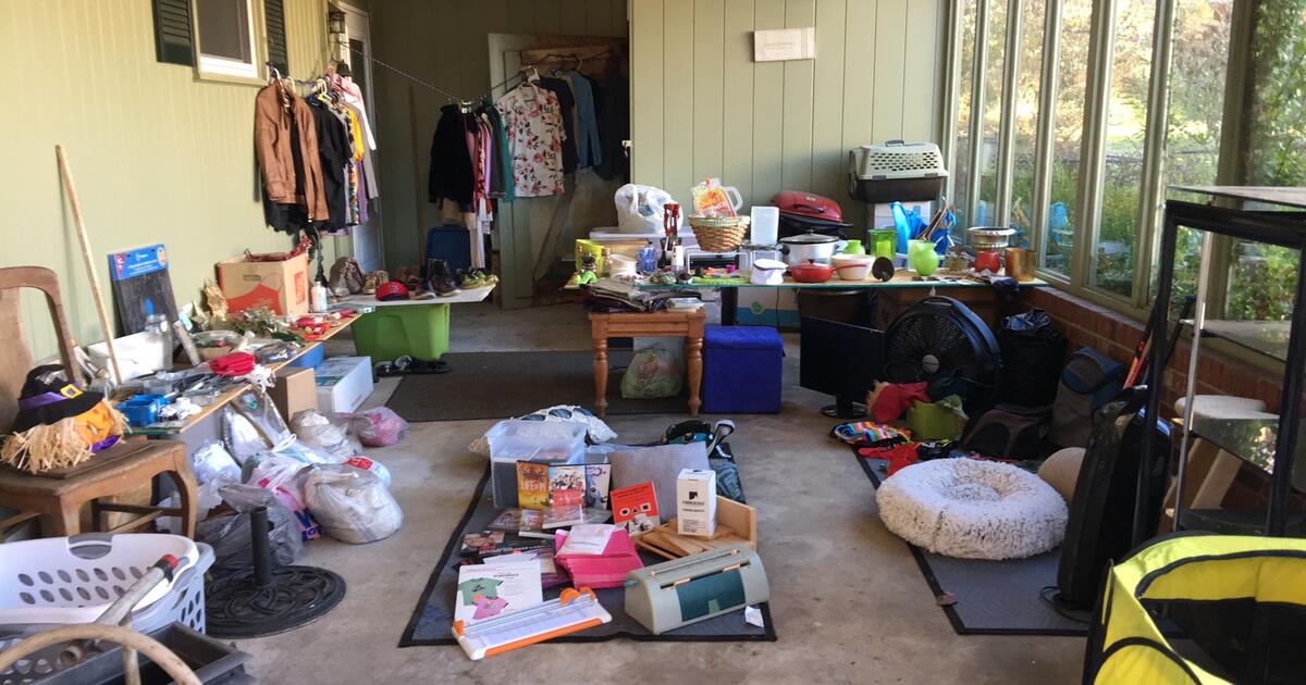 39 Skyview Terrace, Garage Sale for Free in Asheville, NC For Sale