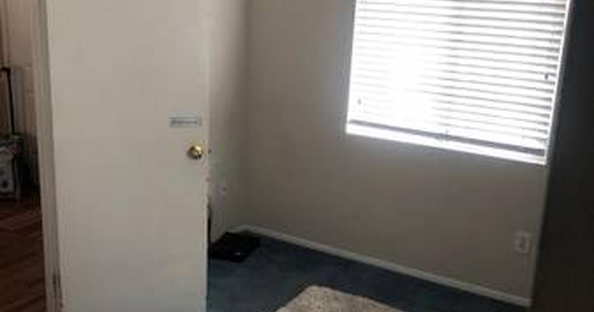 800 / 1br 300ft2 Room 4 rent in West Hemet!! 800 for 800 in