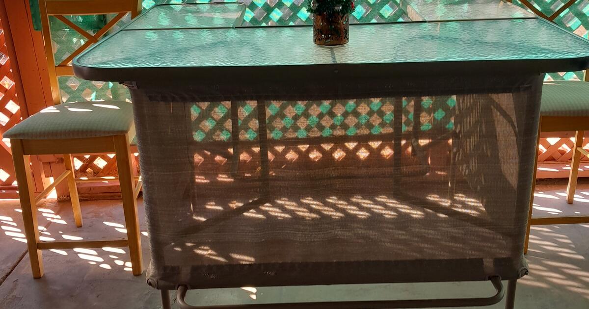 Cocktail Bar for 100 in Bullhead City, AZ For Sale & Free — Nextdoor