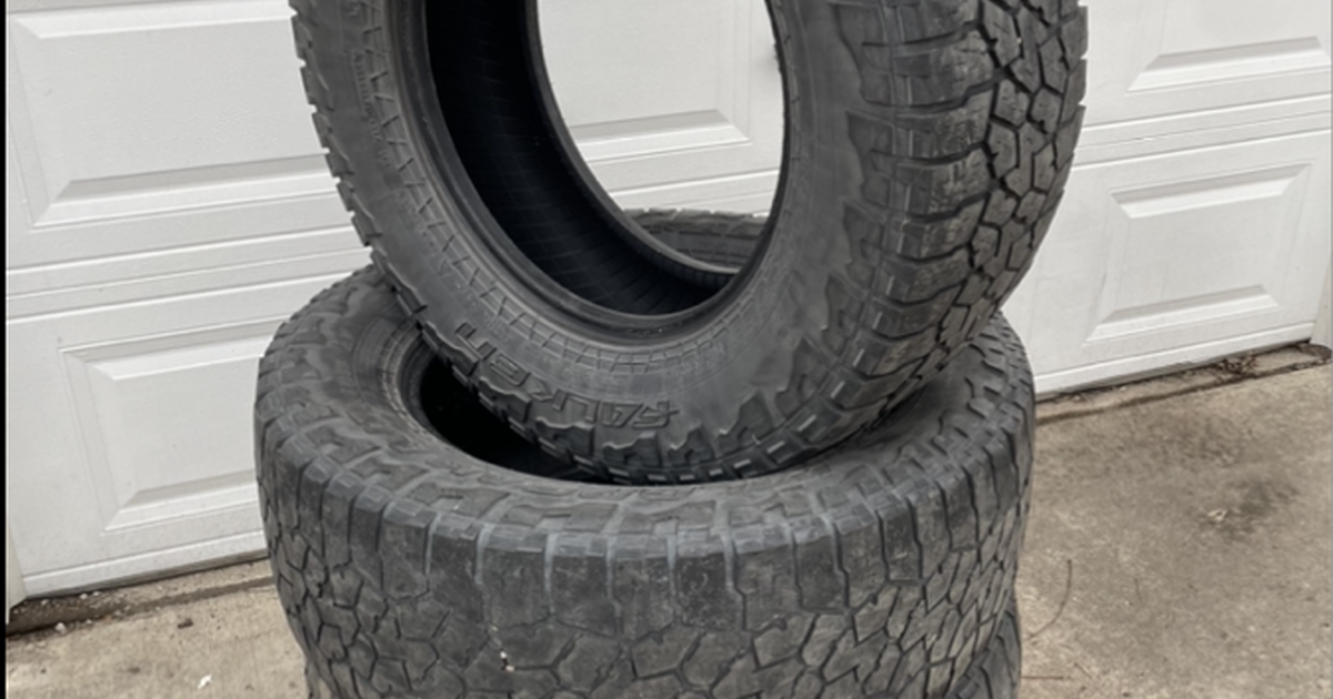 FALKEN WILDPEAK A/T TIRES 275/65r18 for 230 in Ypsilanti, MI Finds